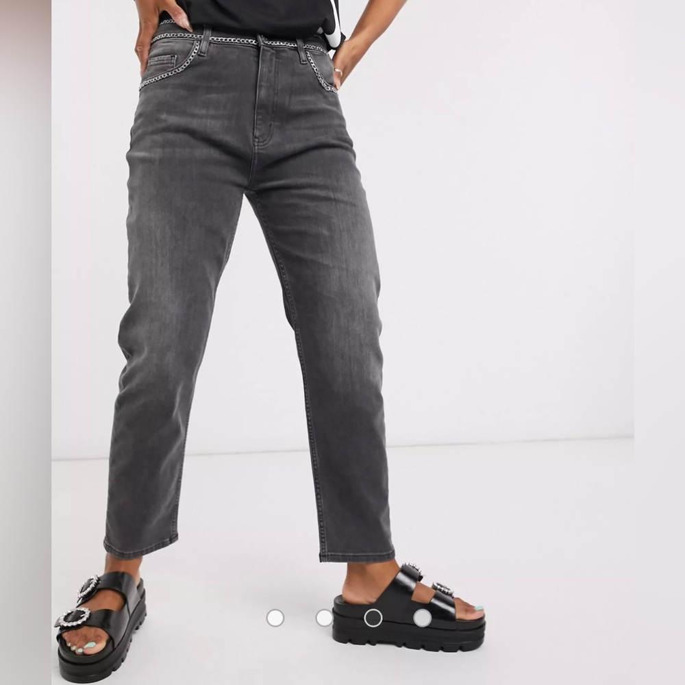 Love Moschino chain detail boyfriend jeans in washed black. NWOT, Size:26
